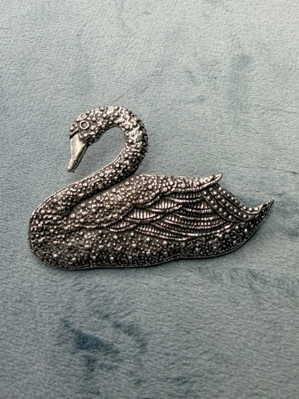 Brooch Swan Seagull Pewter 2003 Nova Scotia Canada